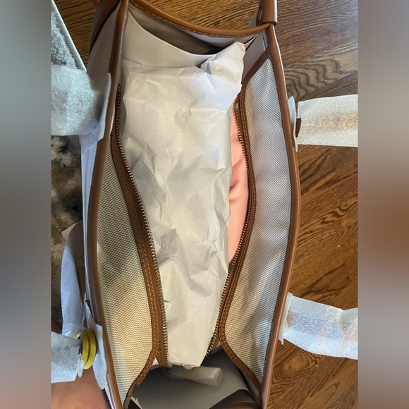 Kate Spade tote - Picture 7 of 9